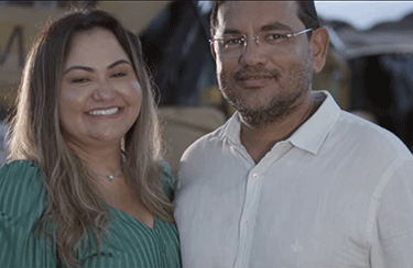ELO NEWS Video Vozes da Experiência: Conheça a história do José Marcelo e da Michele